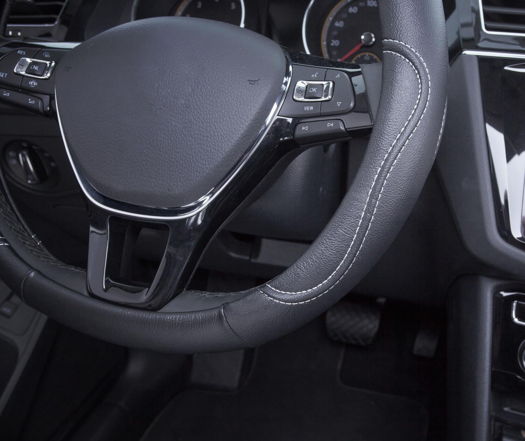 Auto Drive 1PC Steering Wheel Cover Country Black/White - Universal Fit