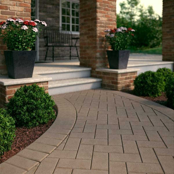 Holland 7.87 in. L x 3.94 in. W x 36 in. H 60 mm Tan/Brown Concrete Paver (480-Pieces/103 sq. ft./Pallet)