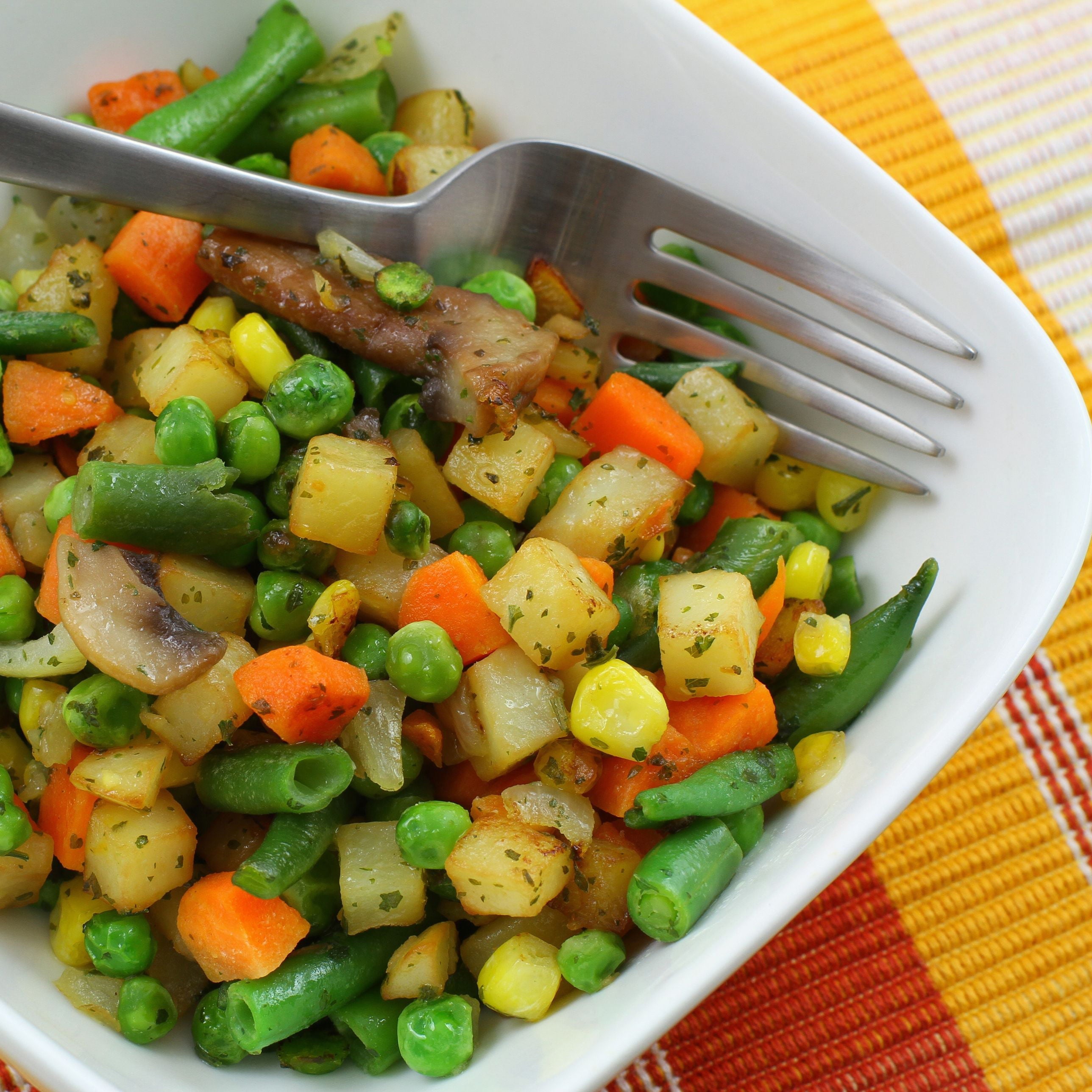 Augason Farms Freeze Dried Peas 1 lb No. 10 Can