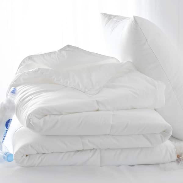 Company Conscious Medium Warmth White Full Down/Feather Blend Comforter