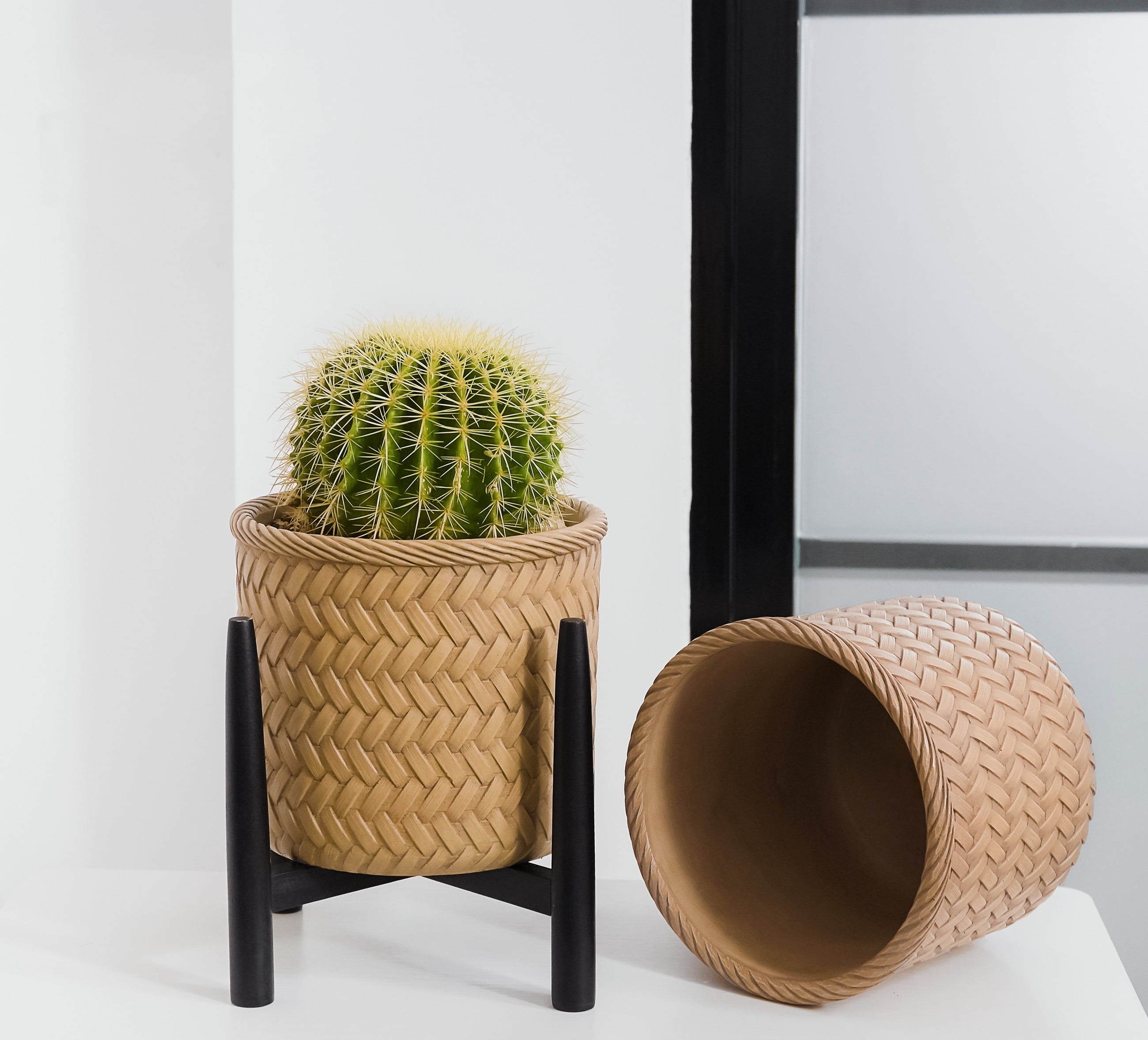 Better Homes and  Gardens Prater  Basket Planter with  Stand