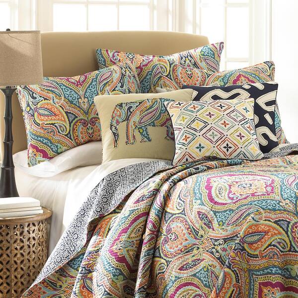 Magnolia Navy 2-Piece Multi-Color Bohemian Cotton Twin/Twin XL Quilt Set