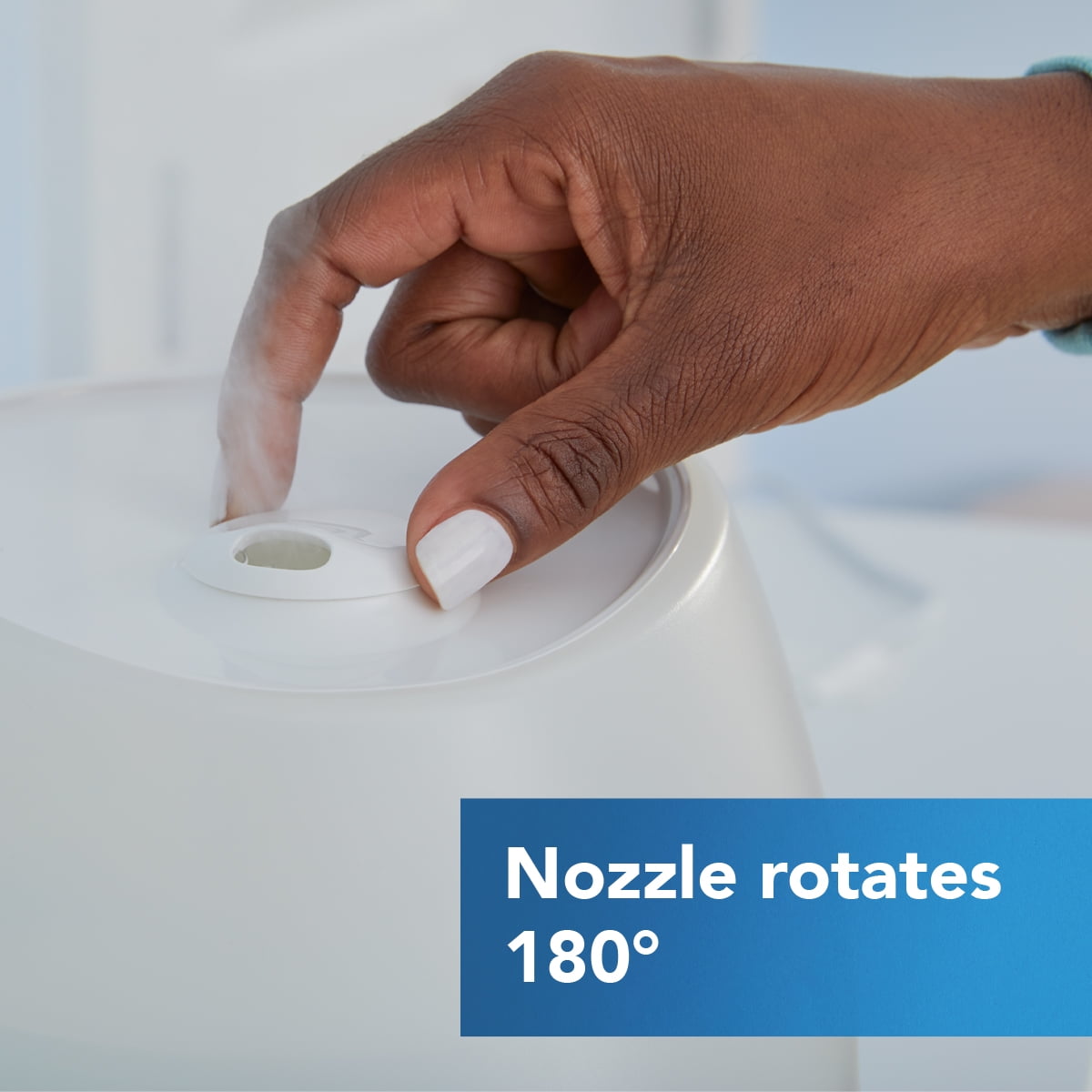 Vicks 0.6 Gallon Natural Care Cool Mist Ultrasonic Humidifier, 200 sq ft, White, VUL530