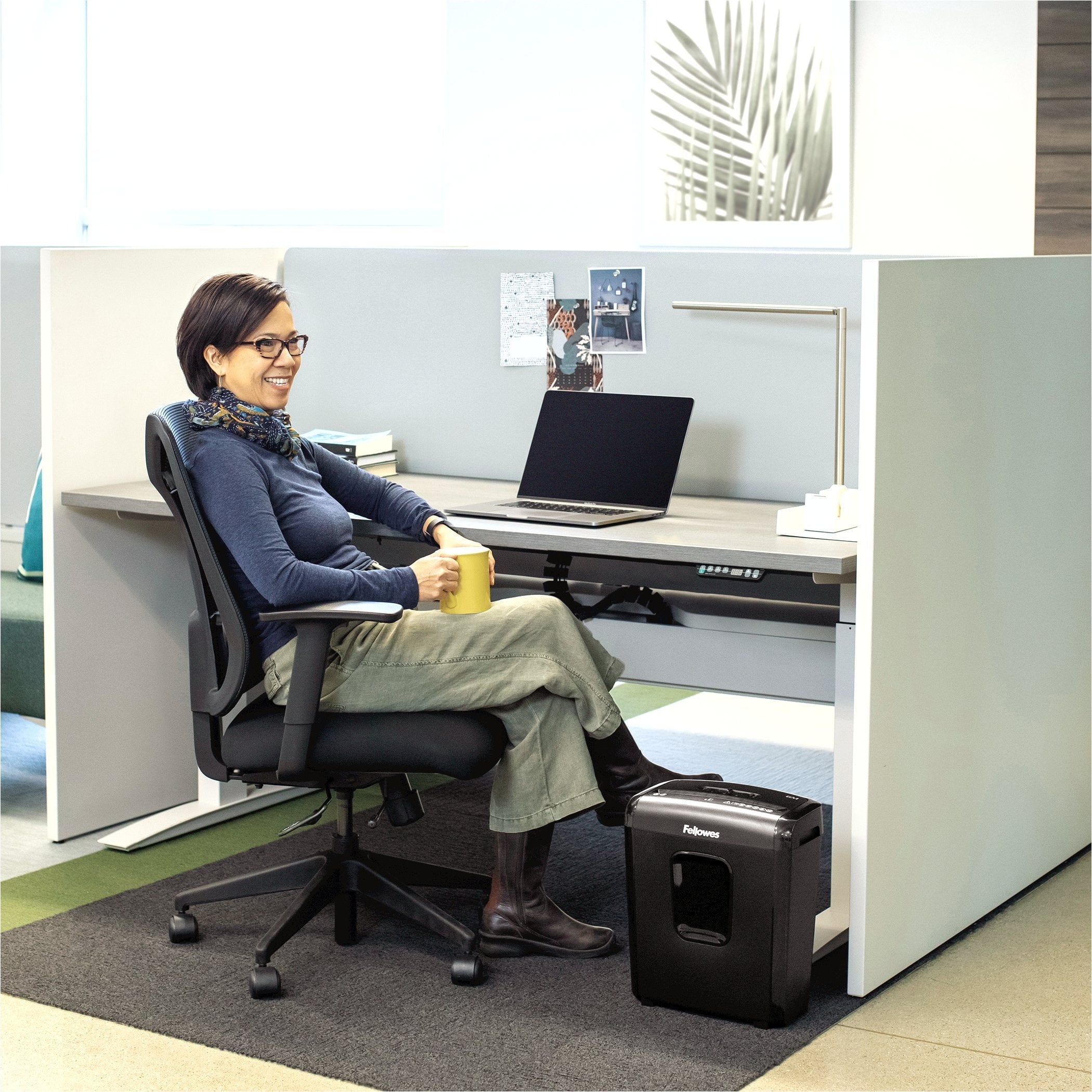 Fellowes Powershred Microshred 6M5 6 Sheet Micro-Cut Home Office Paper Shredder