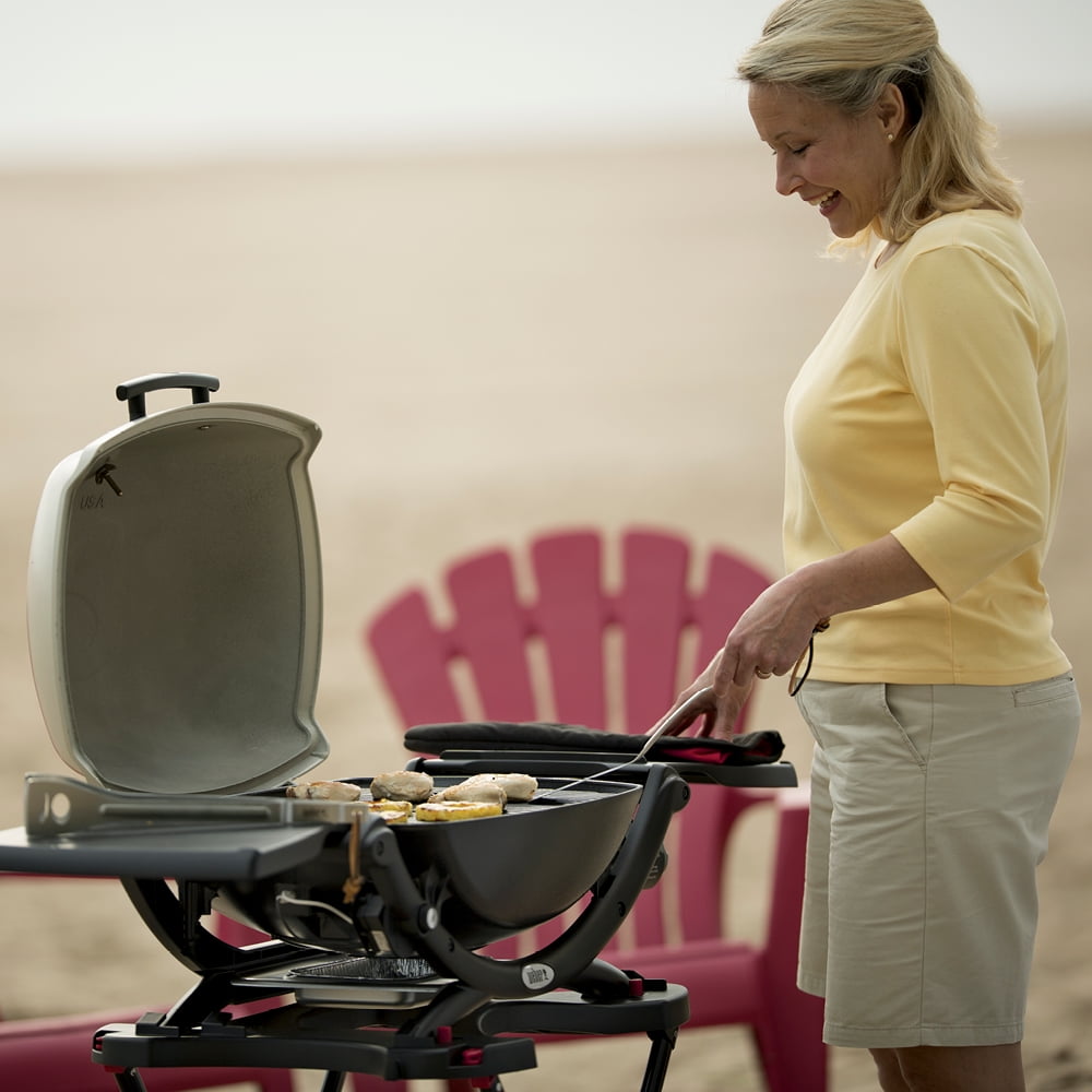 Q 2200 1-Burner Portable Gas Grill, Titanium
