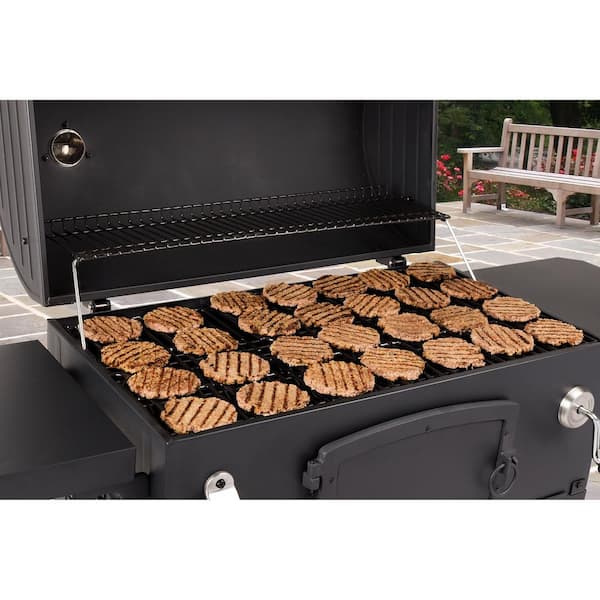 Heavy-Duty Extra-Large Charcoal Grill in Black