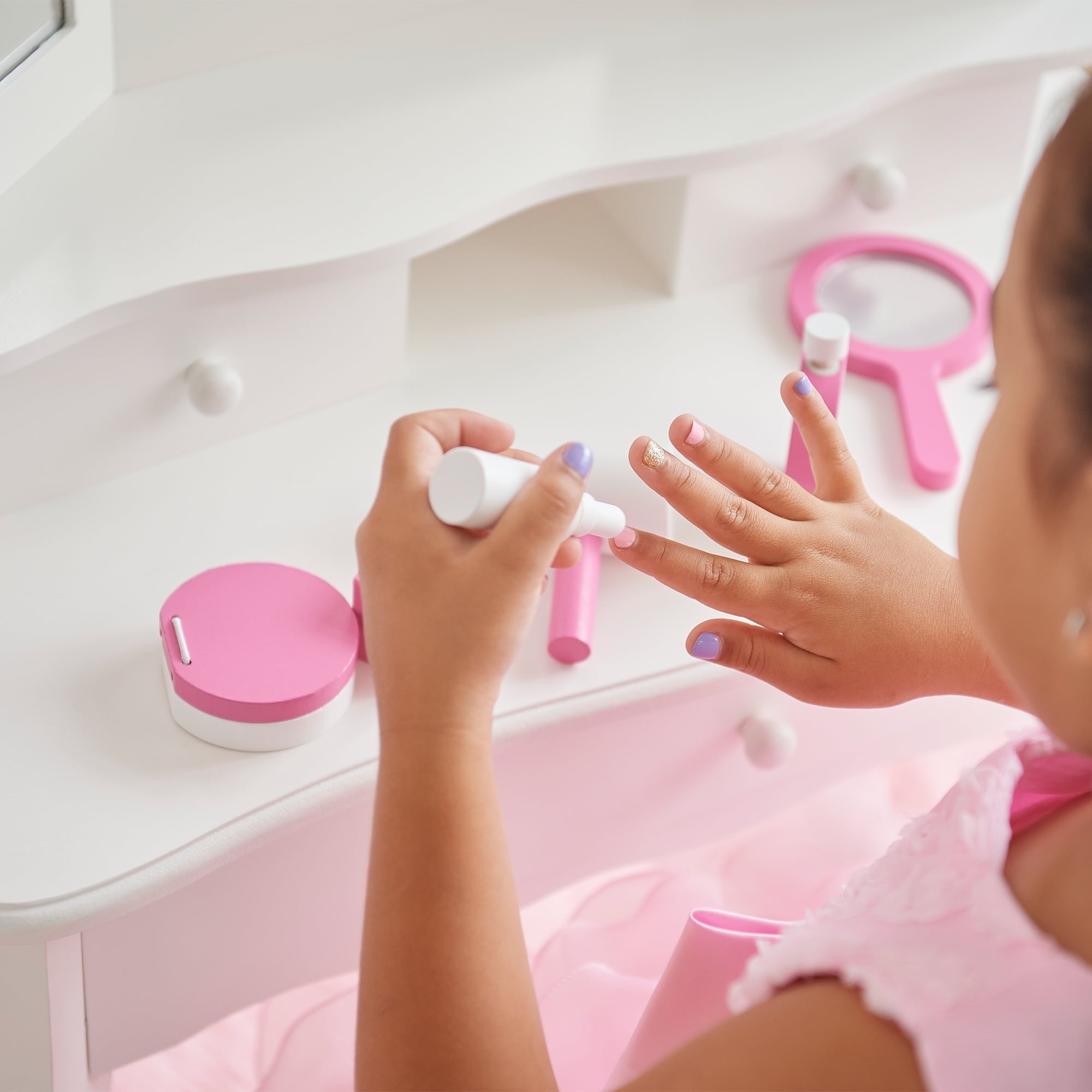 Teamson Kids Little Princess Ashlev Wooden Vanity Playset with Stool, White/Pink