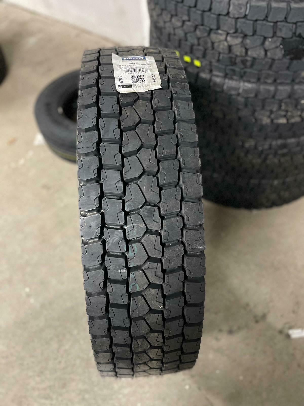 Tire 11R24.5 Pirelli R89 Drive Closed Shoulder 16 Ply M 149/146