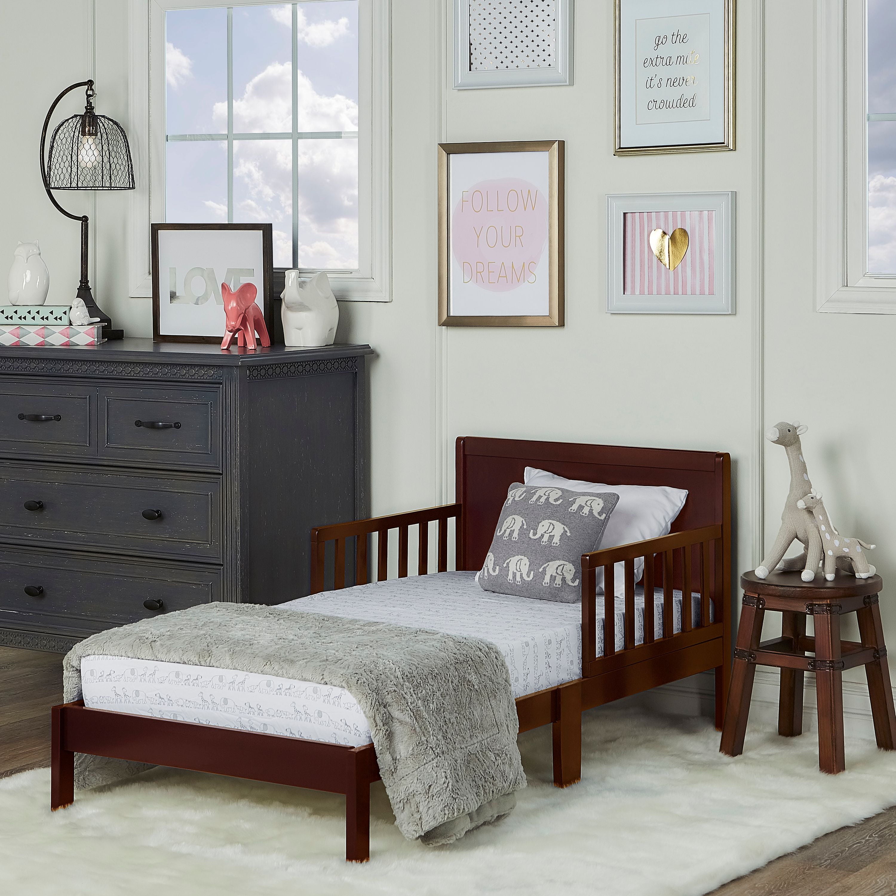 Dream On Me Brookside Toddler Bed, Espresso