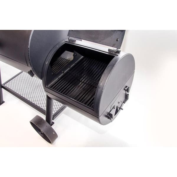 Longhorn Offset Smoker in Black with 1,060 sq. in. Cooking Space