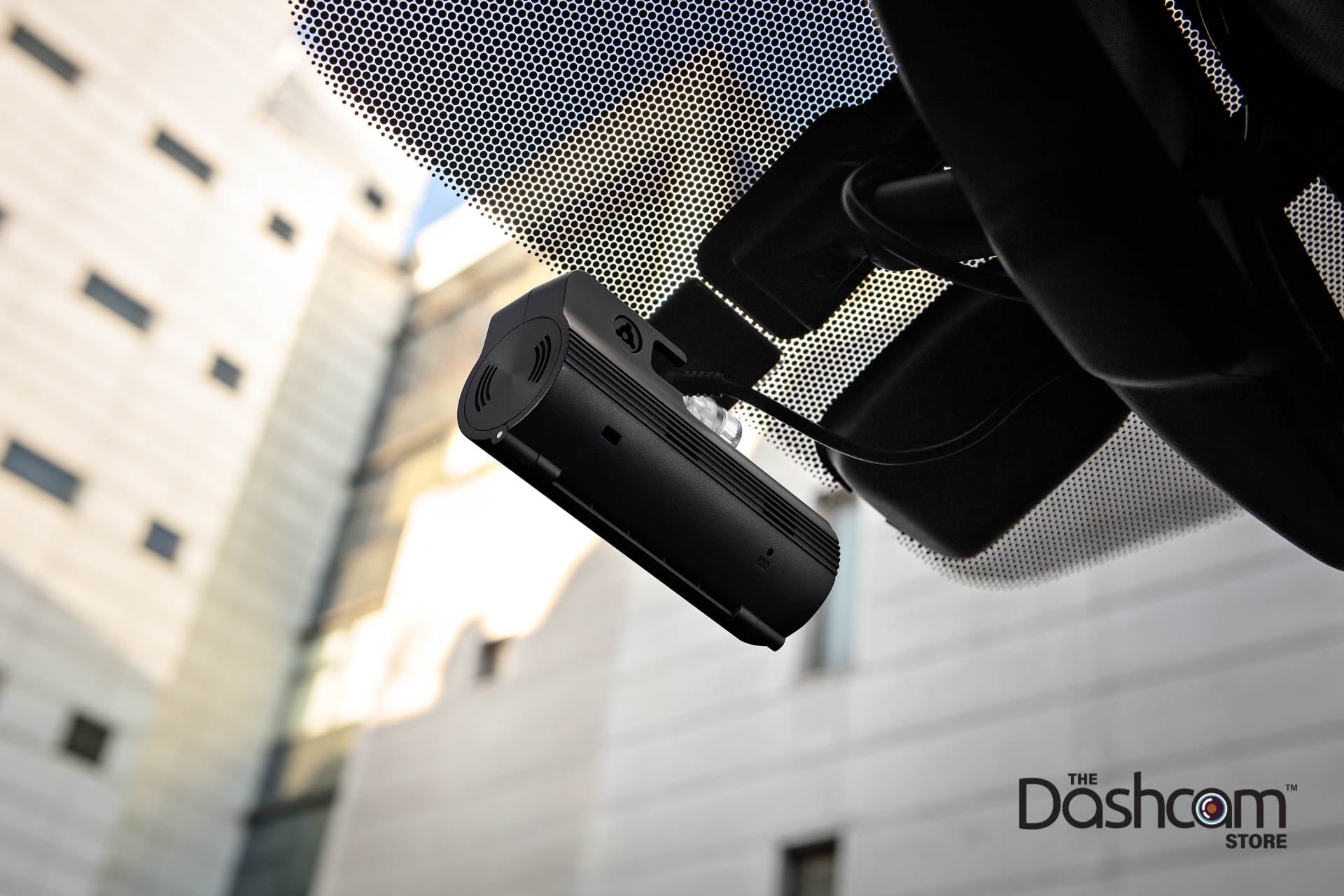 THINKWARE F70 Full HD 1080p Dash Cam with Wide Dynamic Range