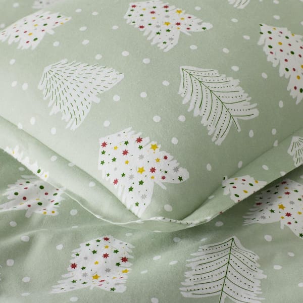 Company Cotton Snow Trees Velvet Flannel Green Multi Cotton Standard Pillowcases (Set of 2)