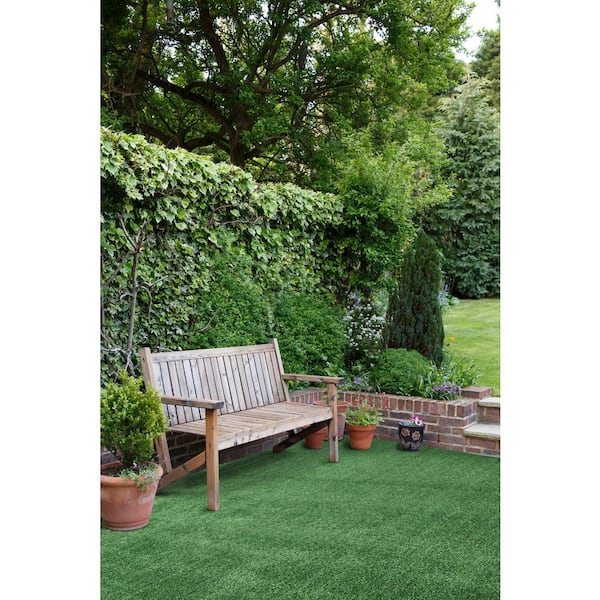 Emerald Green Precut Turf 6 ft. x 8 ft. Artificial Grass Rug