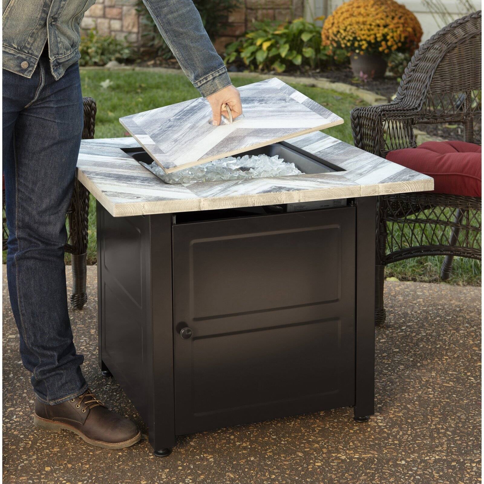 Endless Summer Duval 30 in. LP Gas Fire Pit