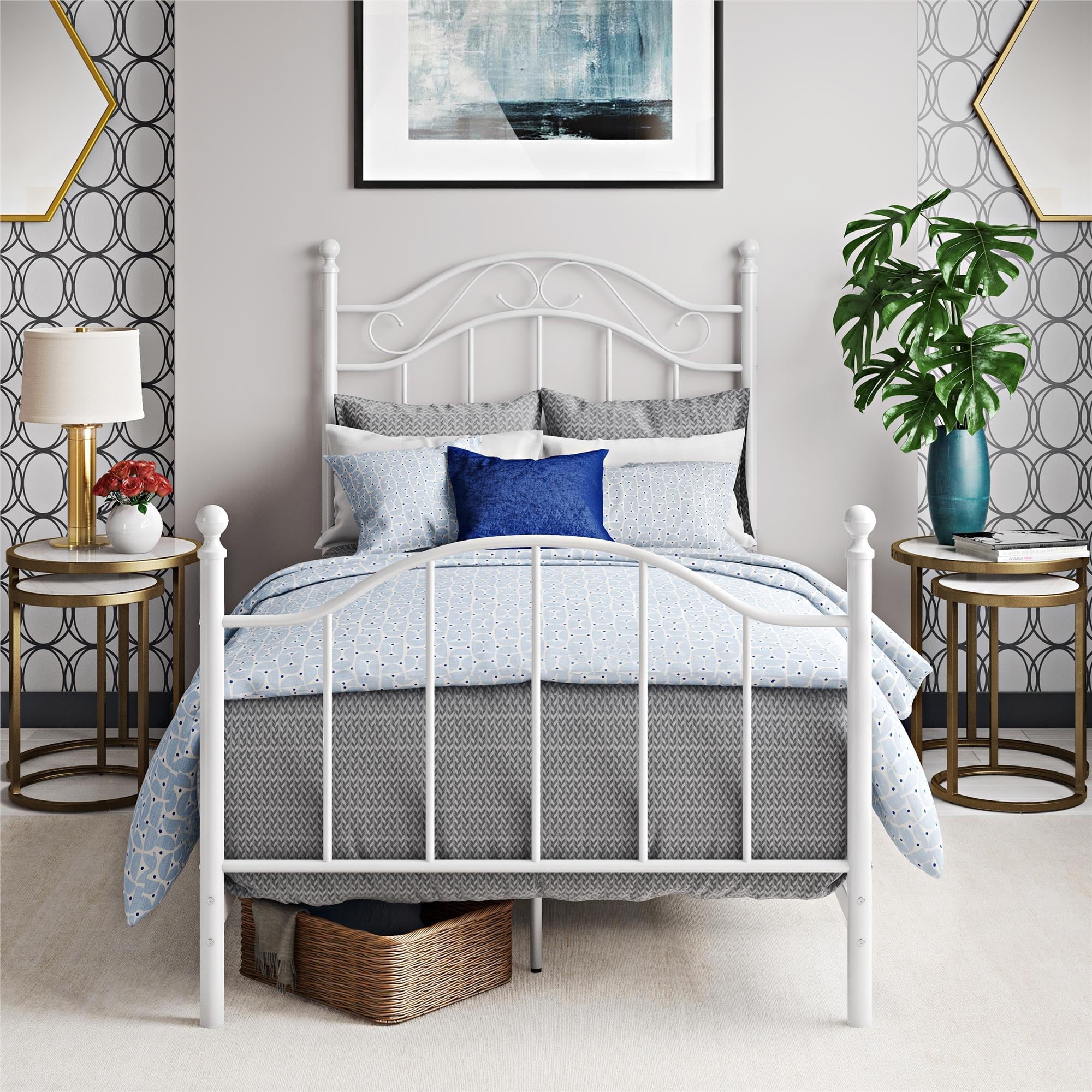 Mainstays Traditional Metal Bed Frame with Headboard and Footboard, Twin, White