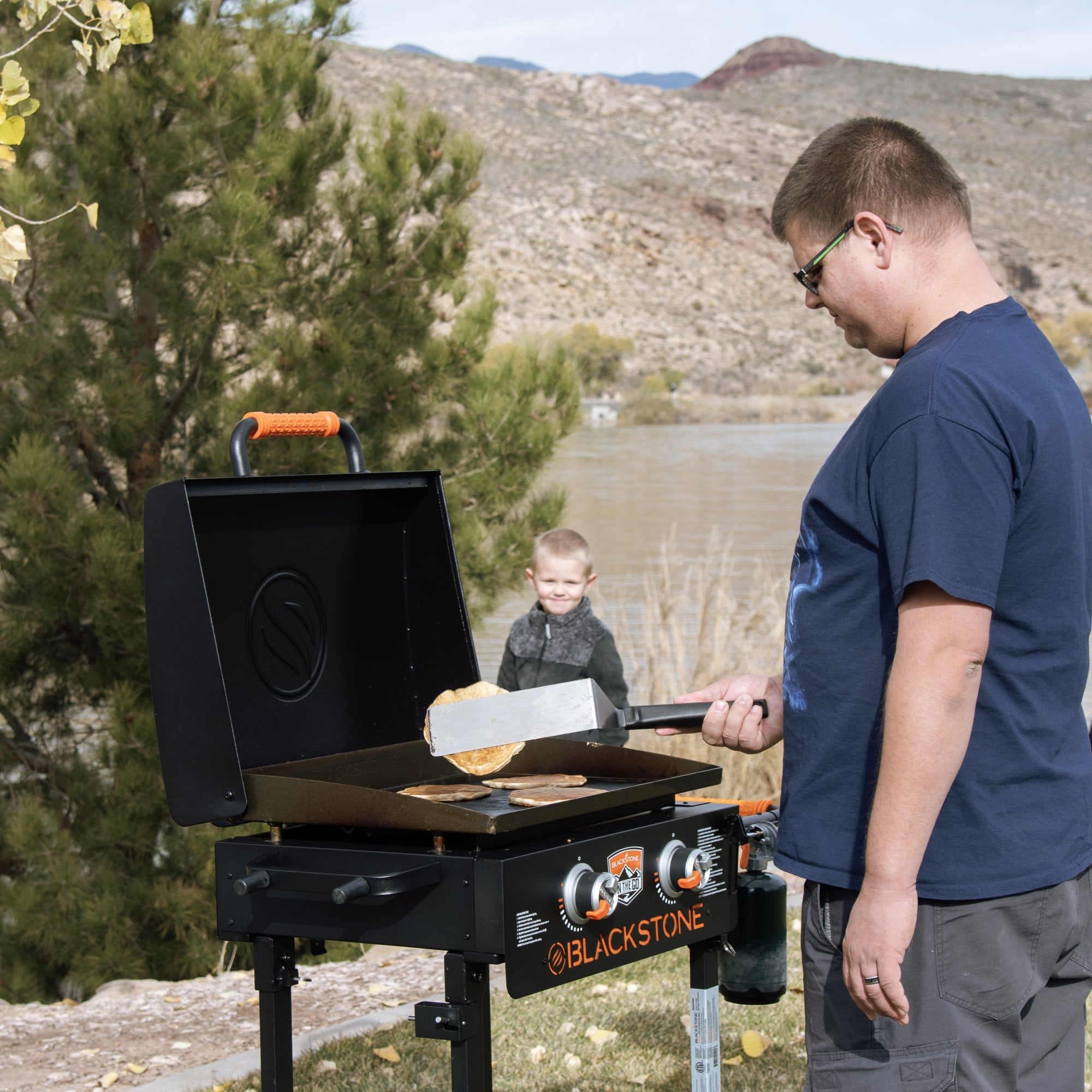 On The Go 2-Burner 22