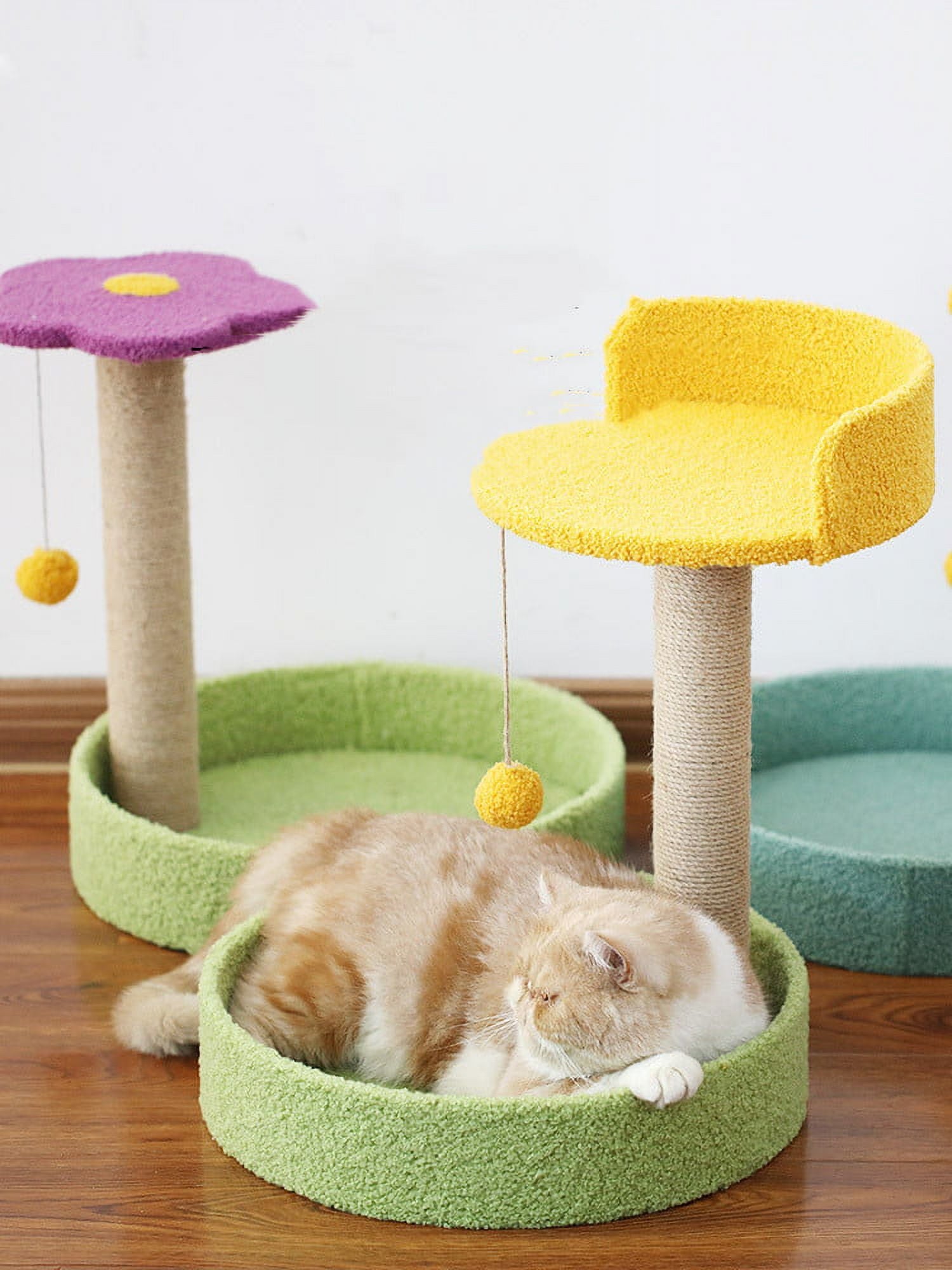 VIVEFOX Cat Scratching Post Cat Toy Grinding Claw Toy Cat Climbing Frame Featuring with Interactive Dangling Ball