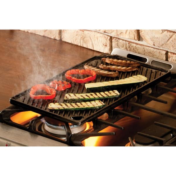 Double Play 16.75 in. Black Cast Iron Reversible Stovetop Griddle