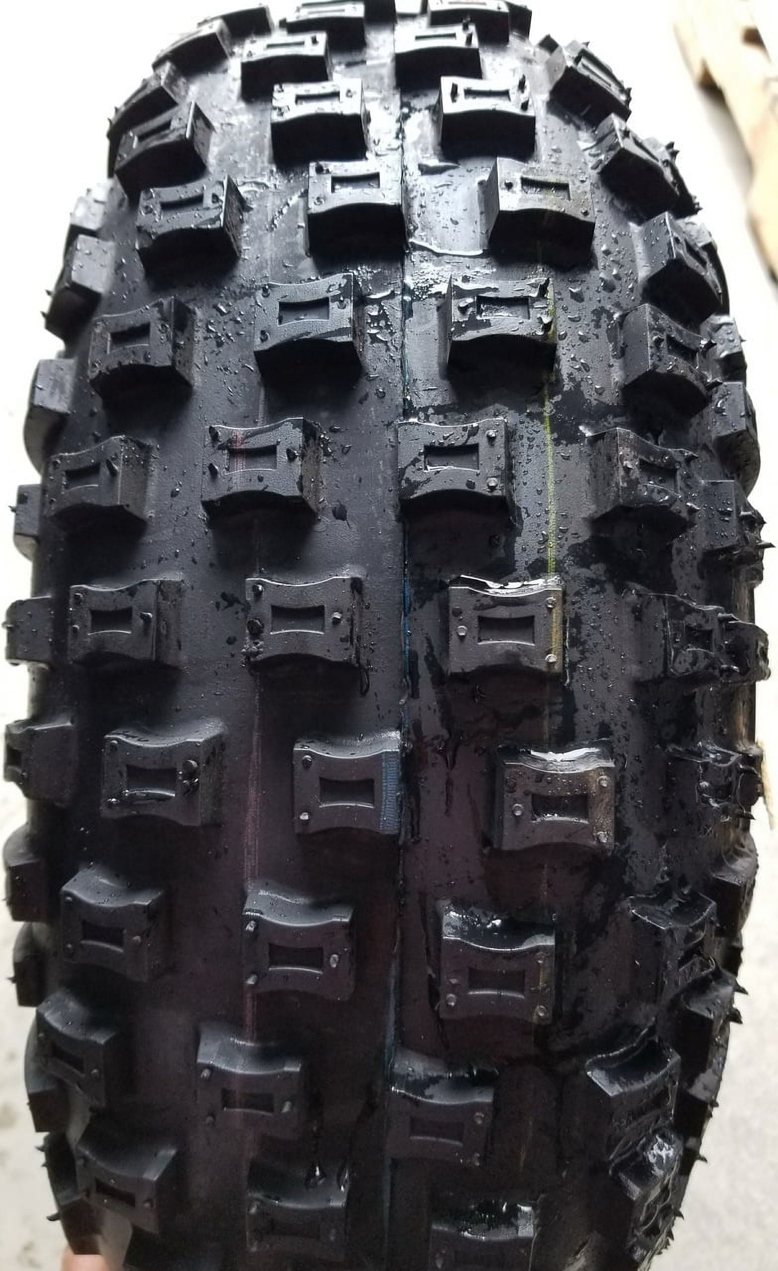 Deestone D929 16/8.00-7 Tire