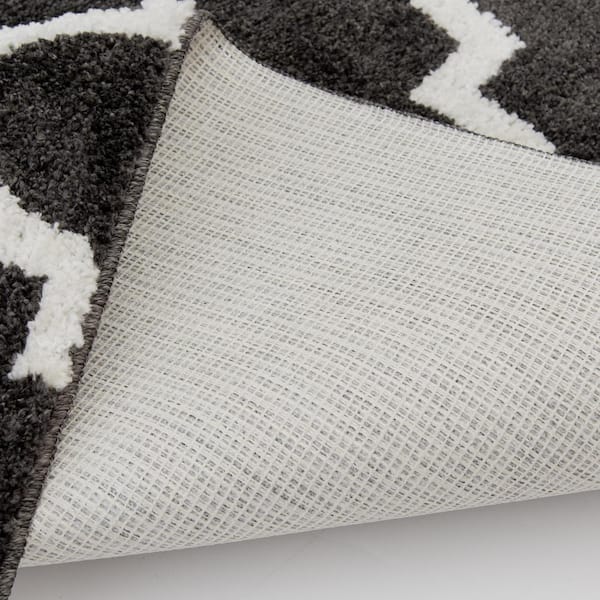 Seyward Grey 8 ft. x 10 ft. Trellis Shag Area Rug