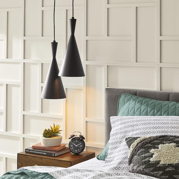 Bronx Collection 1-Light Black Pendant