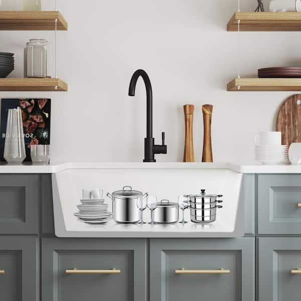 DeerValley Perch White Ceramic 24 in. L Rectangular Single Bowl Farmhouse Apron Kitchen Sink with Grid and Strainer