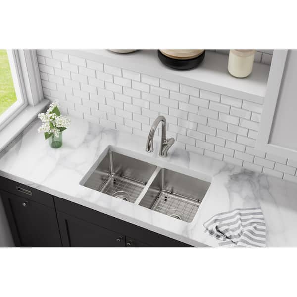 Avenue Drop-in/Undermount Stainless Steel 33 in. 50/50 Double Bowl Kitchen Sink with Bottom Grid and Drains