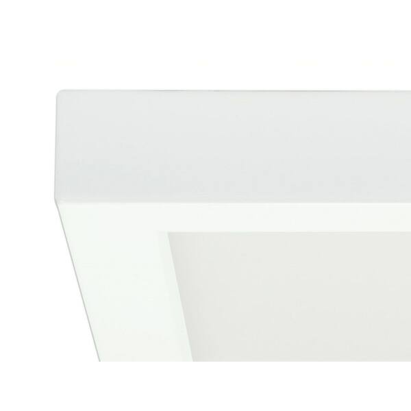 7 in. 13.5-Watt White Integrated LED Flush Mount