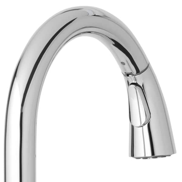 Dylan Single-Handle Pull-Down Sprayer Kitchen Faucet in Polished Chrome