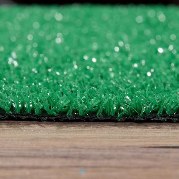 Garden Grass Collection 7 ft. x 9 ft. Green Artificial Grass Rug