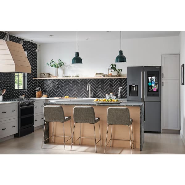 Nio Single-Handle Pull-Down Sprayer Kitchen Faucet with Reflex and Power Clean in Spot Resist Stainless