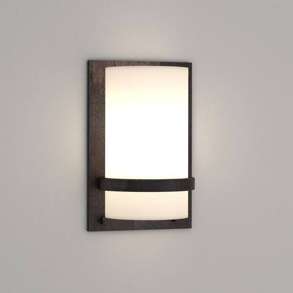 1-Light Iron Oxide Sconce