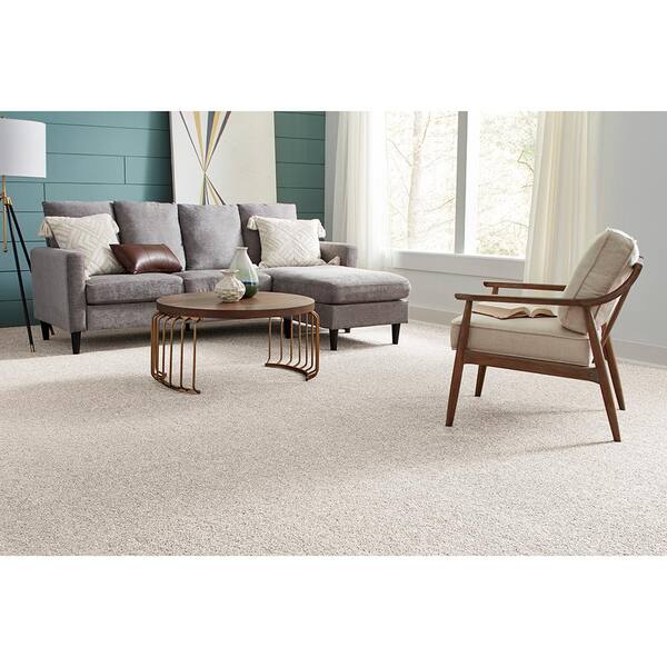 Huntcliff II Seagull Gray 39 oz. Triexta Texture Installed Carpet