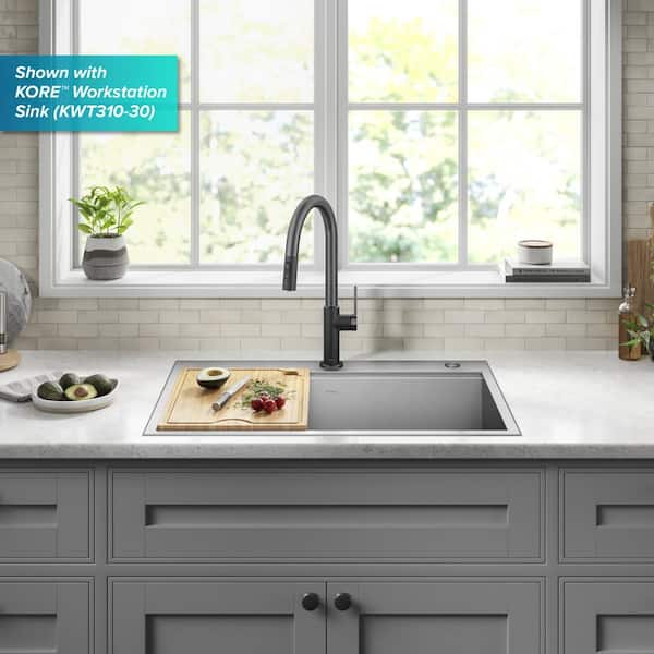 Oletto Single Handle Pull-Down Kitchen Faucet in Matte Black/Spot Free Black Stainless Steel