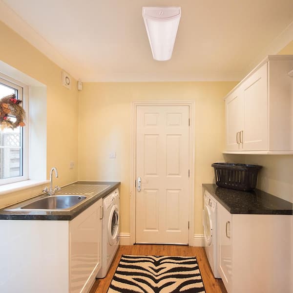 FML4W 4 ft. 4000/5000/6000 Lumens Integrated LED Dimmable White Wraparound Light, 4000K