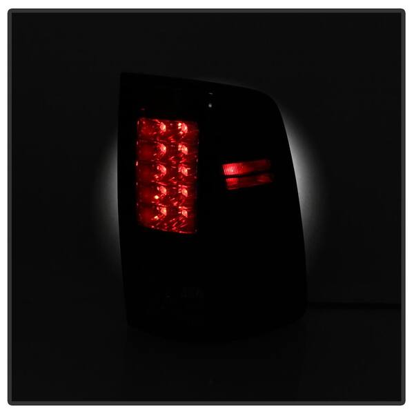 Dodge Ram 1500 09-18 / Ram 2500/3500 10-18 LED Tail Lights -( Not Compatible With LED Model ) - Black Smoke