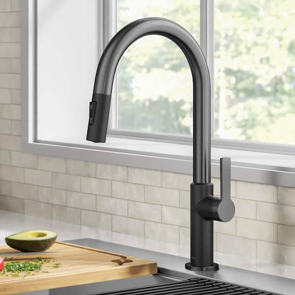 Oletto Single Handle Pull-Down Kitchen Faucet in Matte Black/Spot Free Black Stainless Steel