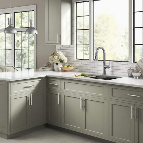 Allyn Industrial Pull-Down Single Handle Kitchen Faucet in Spot-Free Stainless Steel