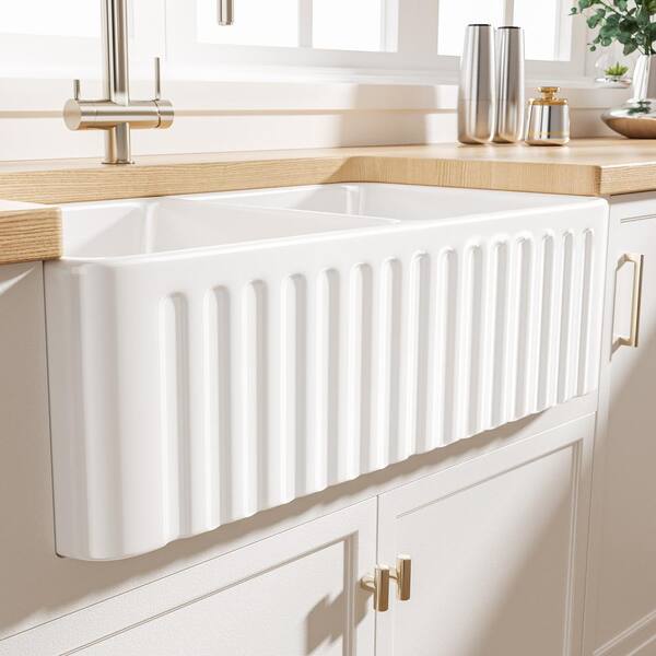 Brooklyn Crisp White Fireclay 33 in. Double Bowl Farmhouse Apron Kitchen Sink with Bottom Grid
