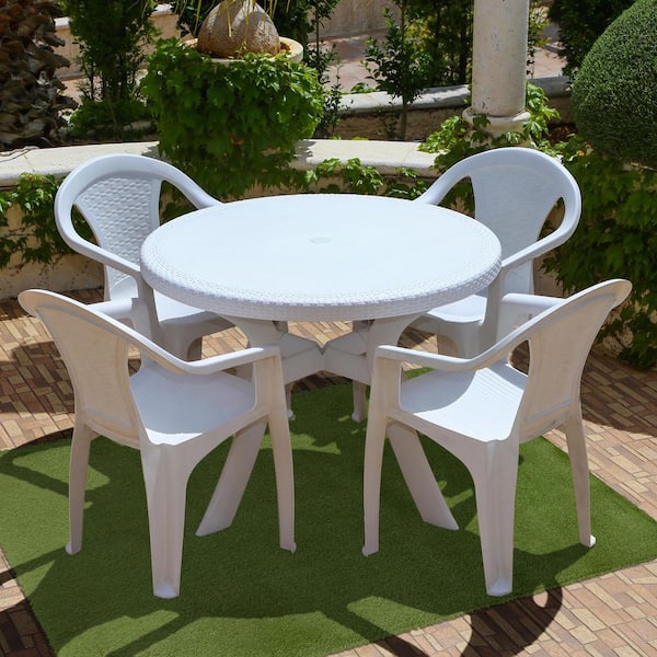 5 ft. x 7.5 ft. Lt. Green Artificial Grass Rug