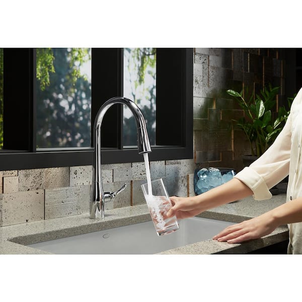 Simplice Touchless Single-Handle Pull-Down Sprayer Kitchen Faucet in Polished Chrome