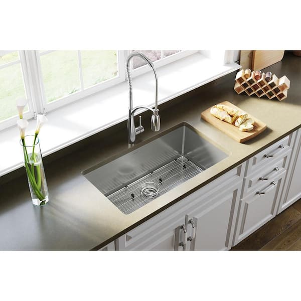 Crosstown Undermount Stainless Steel 33 in. Single Bowl Kitchen Sink with Bottom Grid and Drain