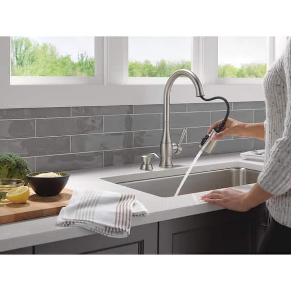Hazelwood Single-Handle Pull Down Sprayer Kitchen Faucet with ShieldSpray Technology in Spotshield Stainless