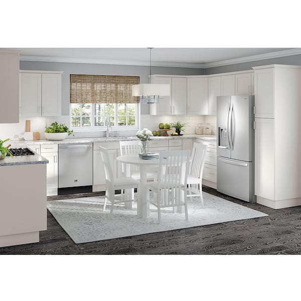 Cambridge White Shaker Assembled Base Kitchen Cabinet with Soft Close Full (30 in. W x 24.5 in. D x 34.5 in. H)