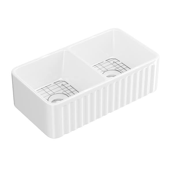 Brooklyn Crisp White Fireclay 33 in. Double Bowl Farmhouse Apron Kitchen Sink with Bottom Grid