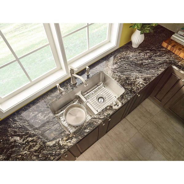 Traditional Soap Dispenser in Spot Resist Stainless