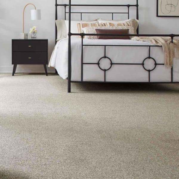 Hanville  - Rocky Ridge - Gray 27 oz. SD Polyester Loop Installed Carpet