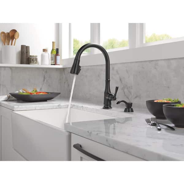 Capertee Single-Handle Pull Down Sprayer Kitchen Faucet with ShieldSpray Technology in Matte Black