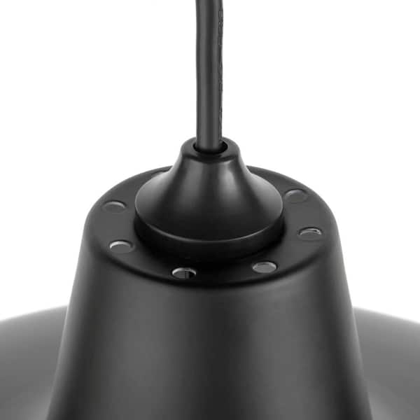 1-Light Black Warehouse Pendant Hanging Light with Metal Shade
