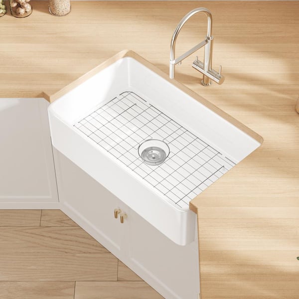 Denbigh Crisp White Fireclay 33 in. Single Bowl Farmhouse Apron Kitchen Sink with Bottom Grid and Basket Strainer
